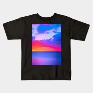 STYLISH PURPLE TINGED OCEAN SUNSET Kids T-Shirt